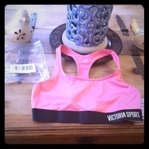 NWT Victorias Secret Victororia Sport Sports Bra